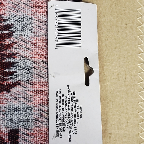 Christmas Tapestry Placemats - Set of 2 - Picture 8 of 10